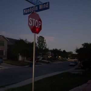 Meet your Posher, Valeria